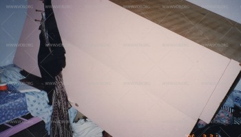 مداهمات وتخريب بيوت المواطنين لإعتقال وترهيب الشباب خلال الانتفاضة الدستورية في البحرين 1994-1999