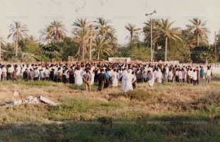 تشييع الشهيد حسين العشيري في قرية الدير، أحد شهداء الانتفاضة الدستورية في البحرين 1994-1999