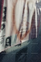 طبعات للشهداء والرموز على الجدران خلال الانتفاضة الدستورية في البحرين 1994-1999