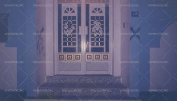 مداهمات وتخريب بيوت المواطنين لإعتقال وترهيب الشباب خلال الانتفاضة الدستورية في البحرين 1994-1999